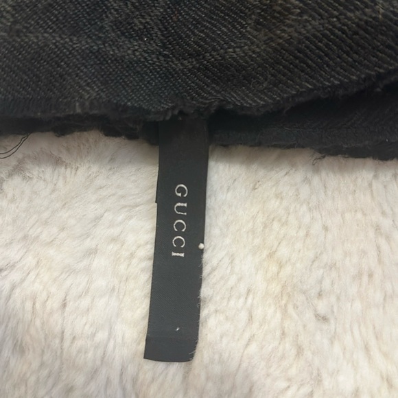 GUCCI BLACK SCARF - Picture 7 of 7